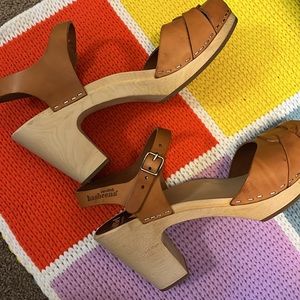 Swedish Hasbeens tan clog sandals heels size 40